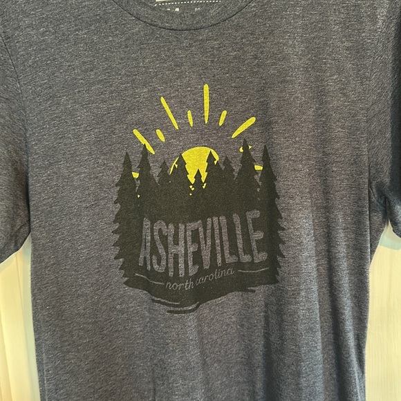 Asheville North Carolina graphic tee size medium unisex - Picture 2 of 3